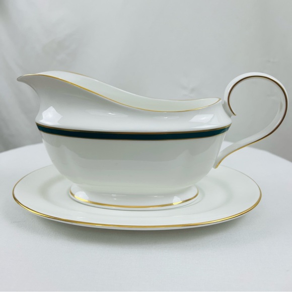 Lenox Other - NWT!! Lenox Vintage Margaret Print Gravy Boat and Underplate Green White